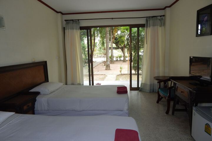 Room 10 of 51