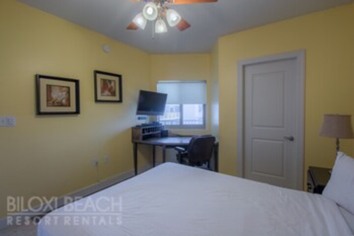 Room 35 of 37