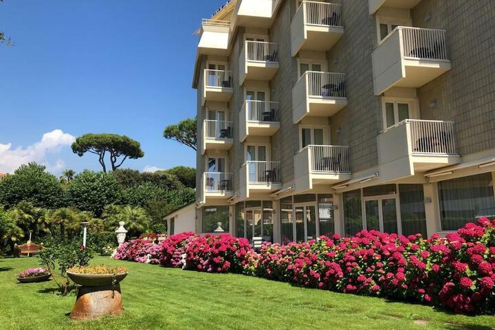 Hotel Atlantico in Forte dei Marmi