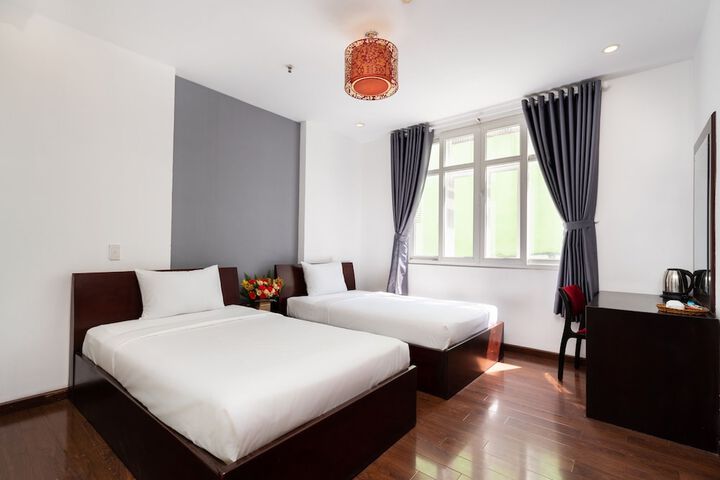 Room 8 of 49