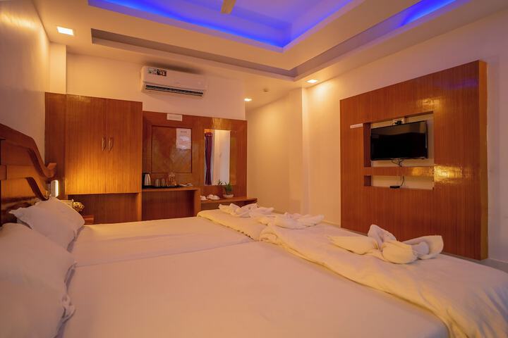 Room 14 of 43
