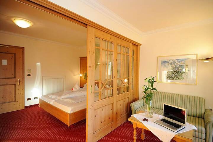 Room 3 of 19