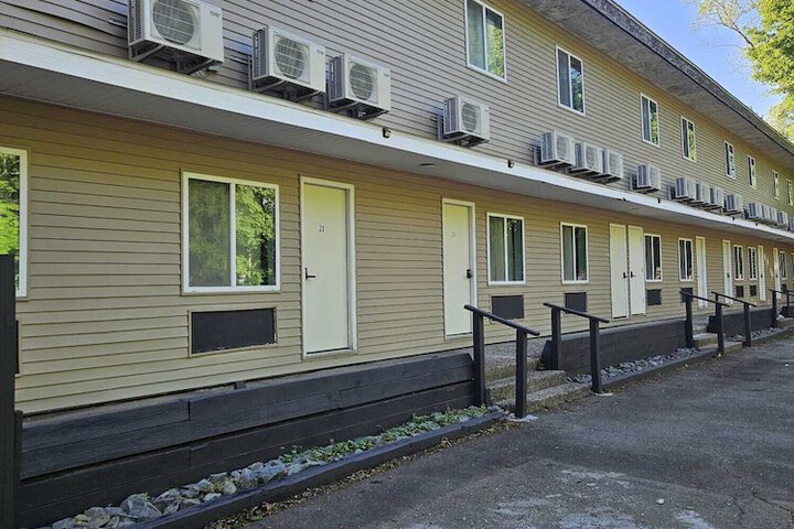 Hotel 11 of 11