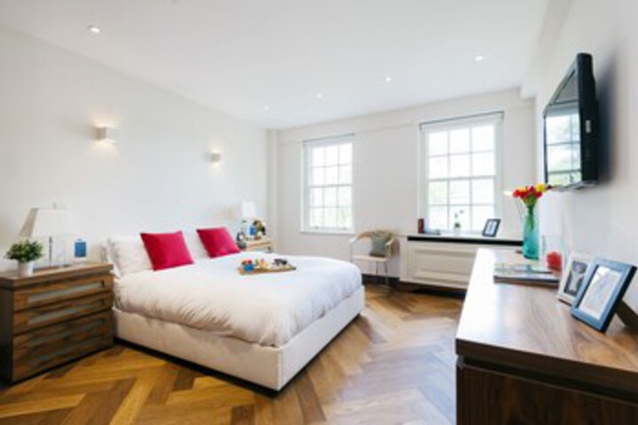 Room 21 of 25