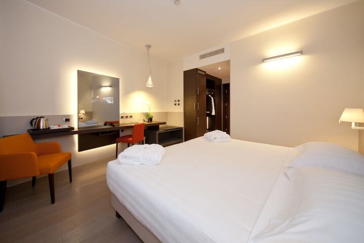 Room 15 of 67