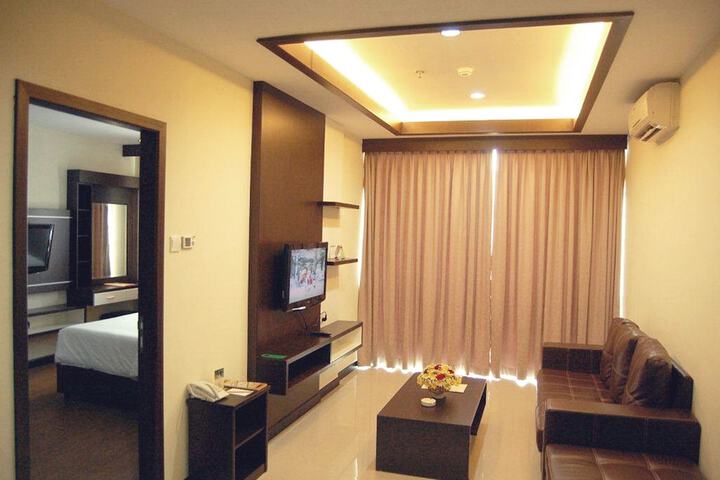 Room 11 of 57