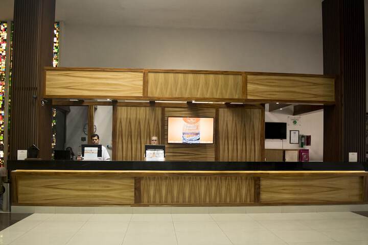 Hotel Interior 4 of 79