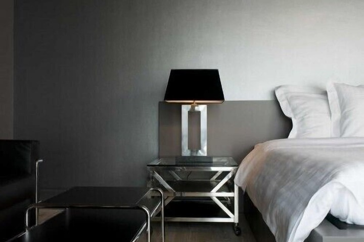 Room 32 of 79