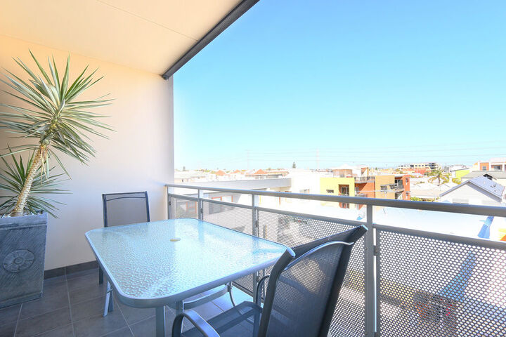 Terrace/Patio 37 of 66