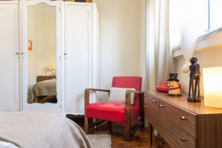 Room 48 of 64