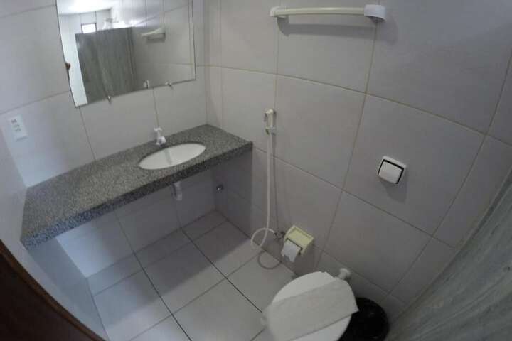 Room 16 of 37