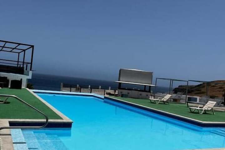 Pool 81 of 86