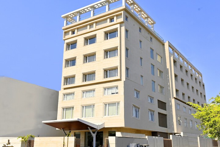 The Jagat Hotel and Spa Udaipur