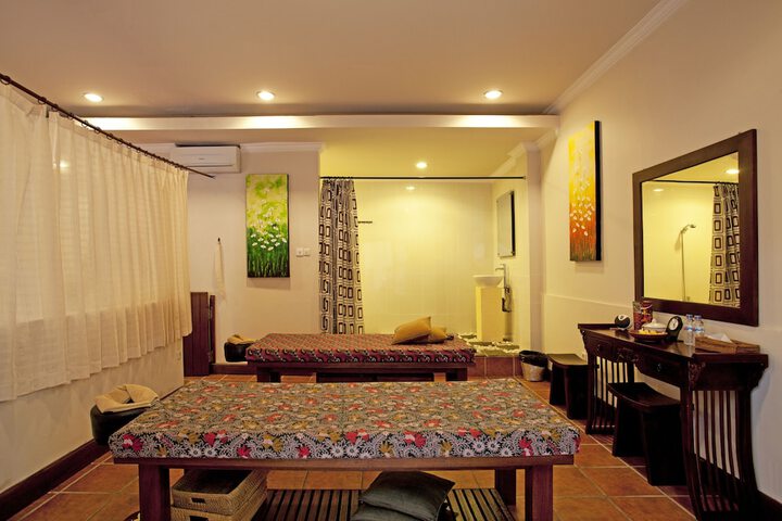 Room 21 of 27