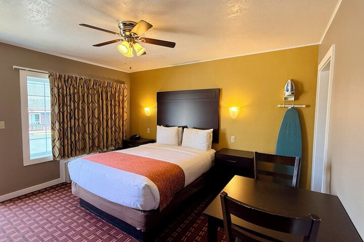 Room 62 of 132