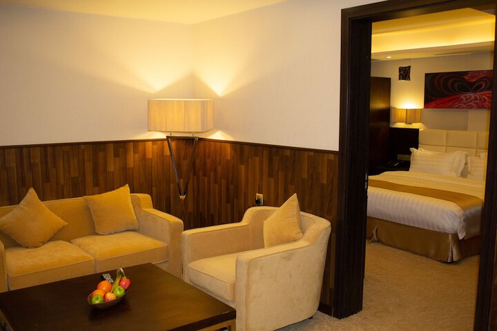 Room 45 of 107