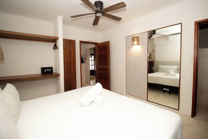 Room 50 of 125