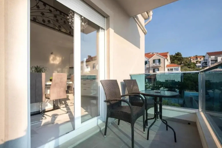 Terrace/Patio 7 of 19