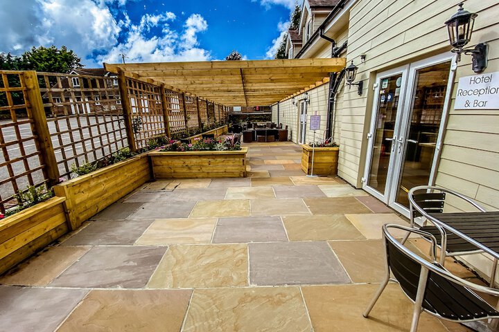 Terrace/Patio 38 of 40