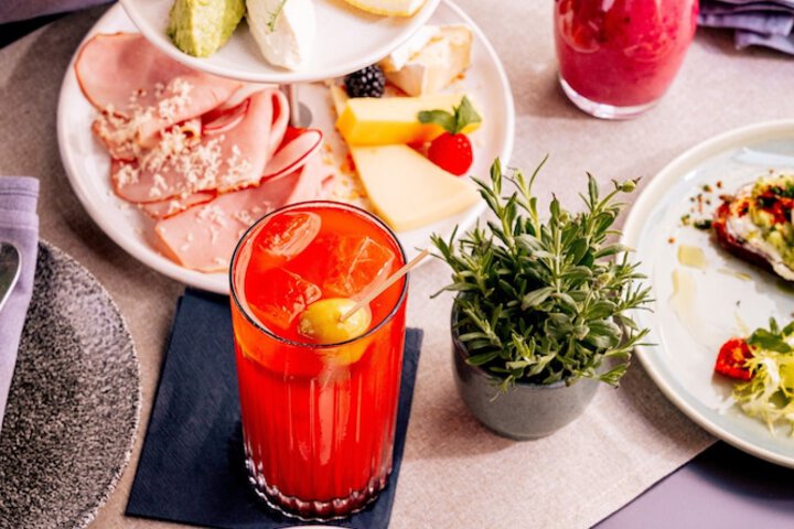 Breakfast/Coffee Service 59 of 70