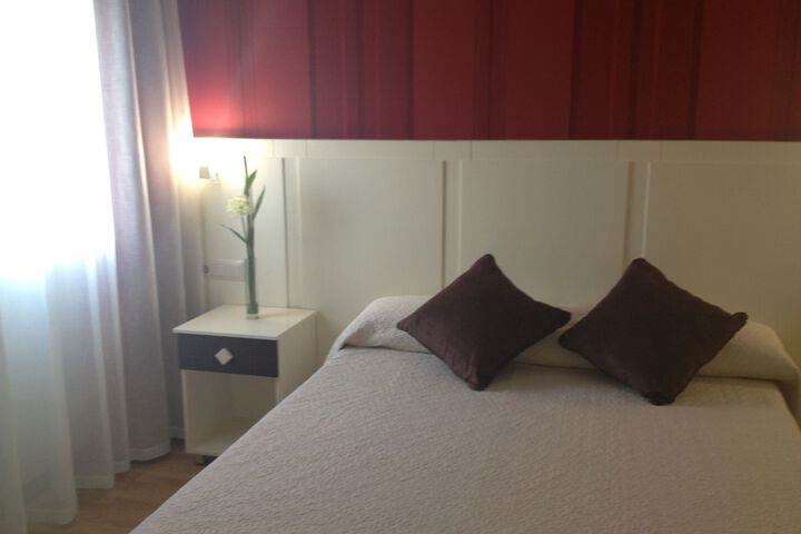 Room 5 of 24