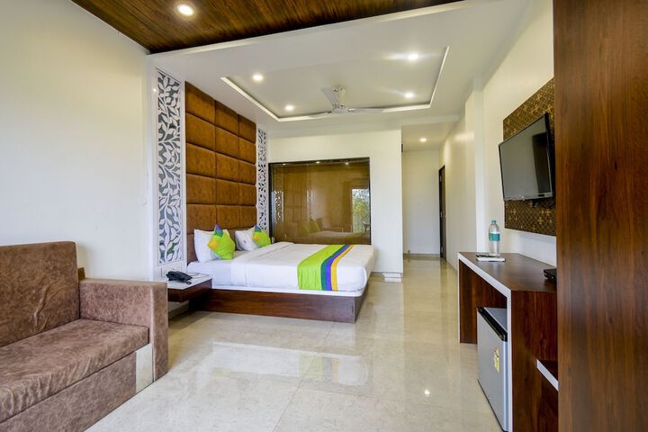 Room 36 of 52