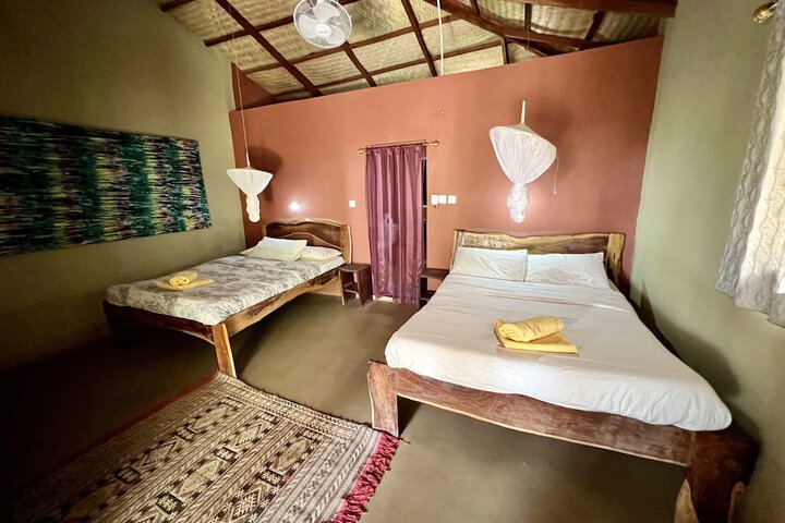 Room 35 of 96