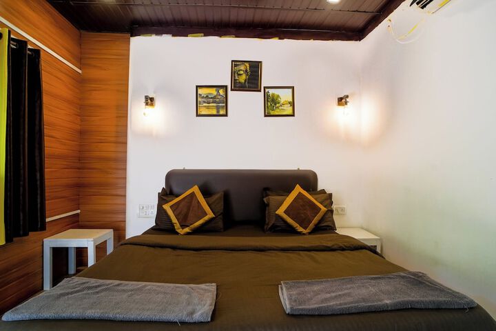 Room 25 of 46