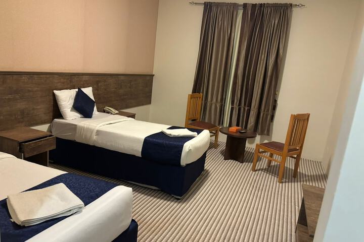 Room 7 of 30