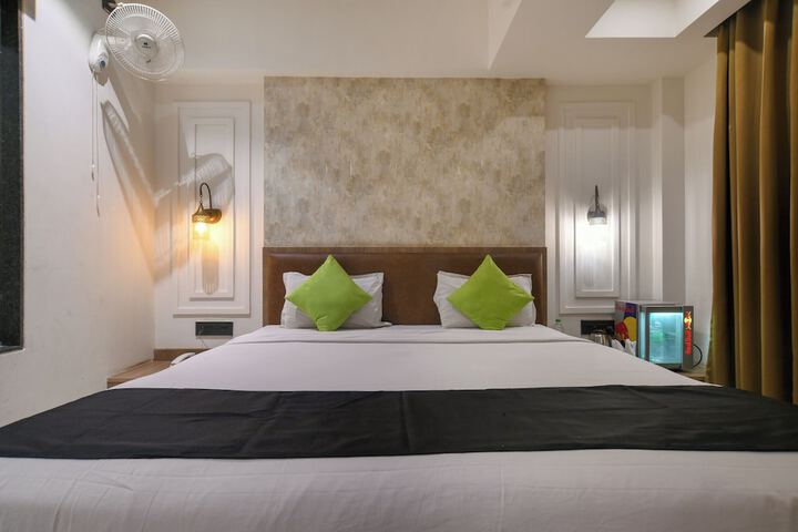Room 19 of 29