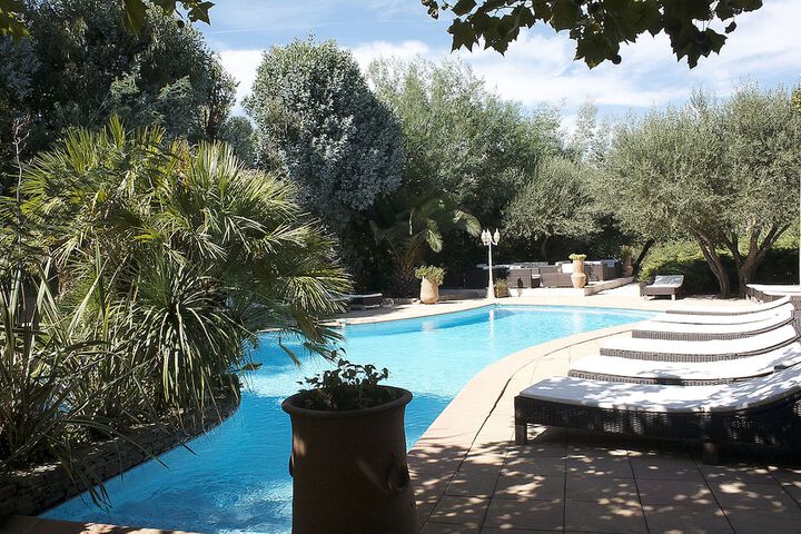 Pool 38 of 47