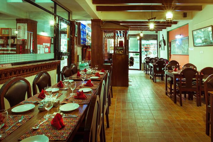 Dining 57 of 79
