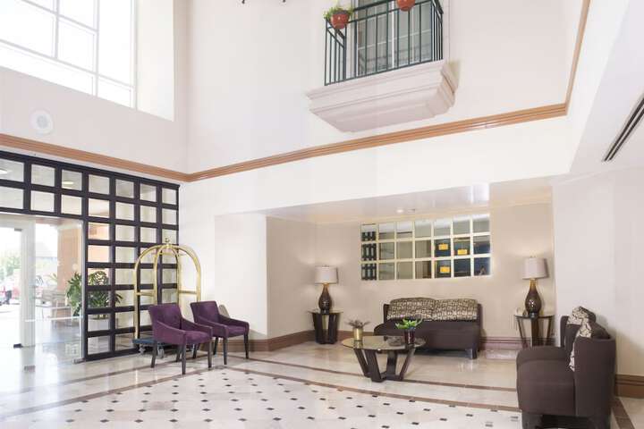 Guest Lobby