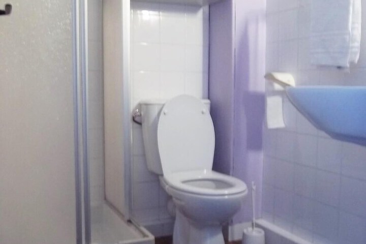 Room 17 of 20