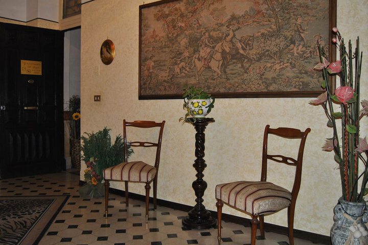 Hotel 2 of 60