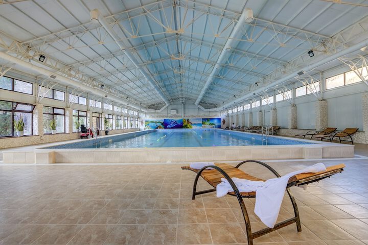 Pool 6 of 27