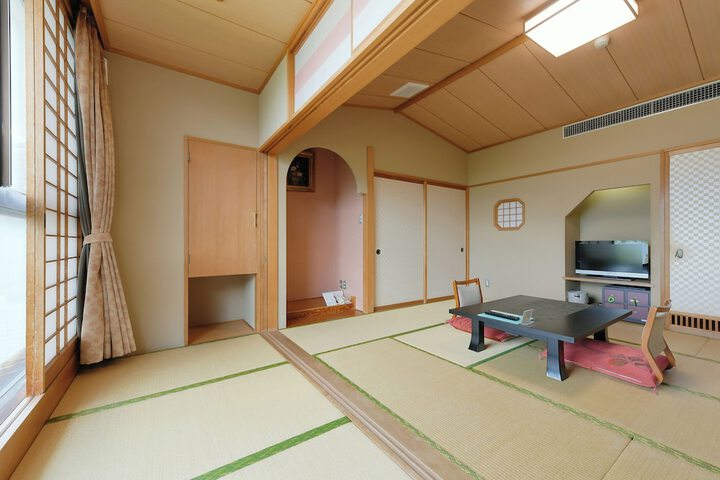 Room 29 of 83
