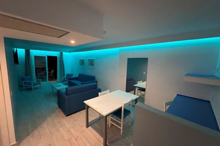 Room 36 of 67
