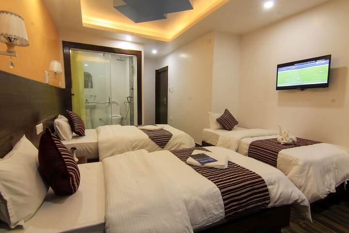 Room 9 of 45