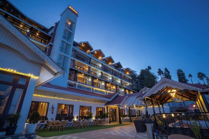 Hotel 75 of 81