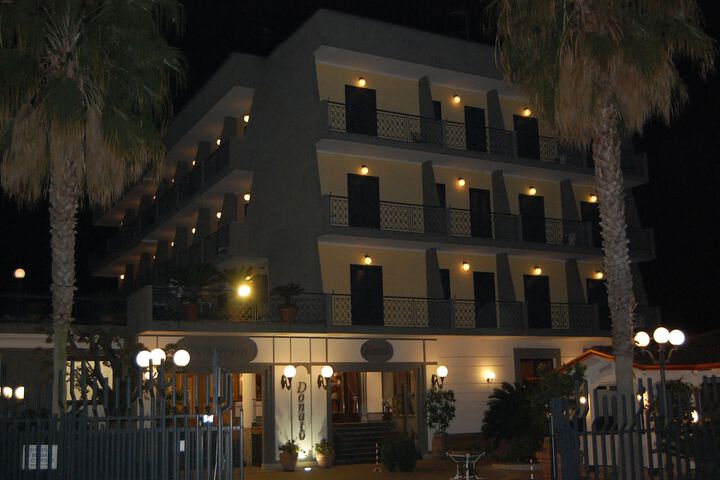 Hotel 84 of 87