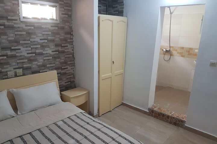 Room 35 of 130