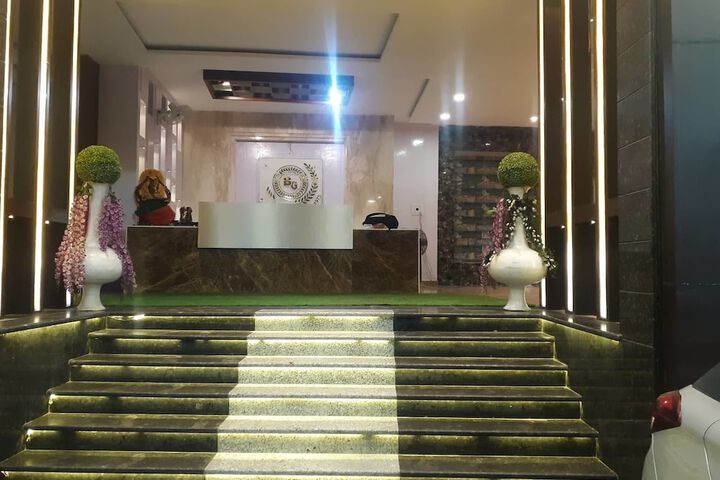 Banaras Hotel LLP