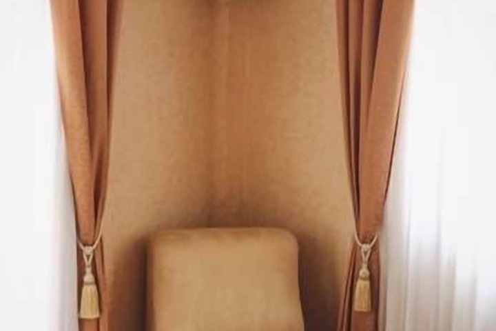 Room 6 of 22