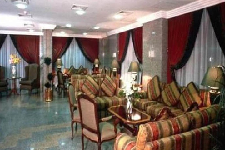 Guest Lobby