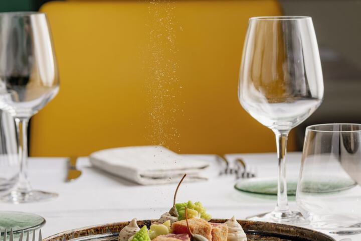 Dining 107 of 145