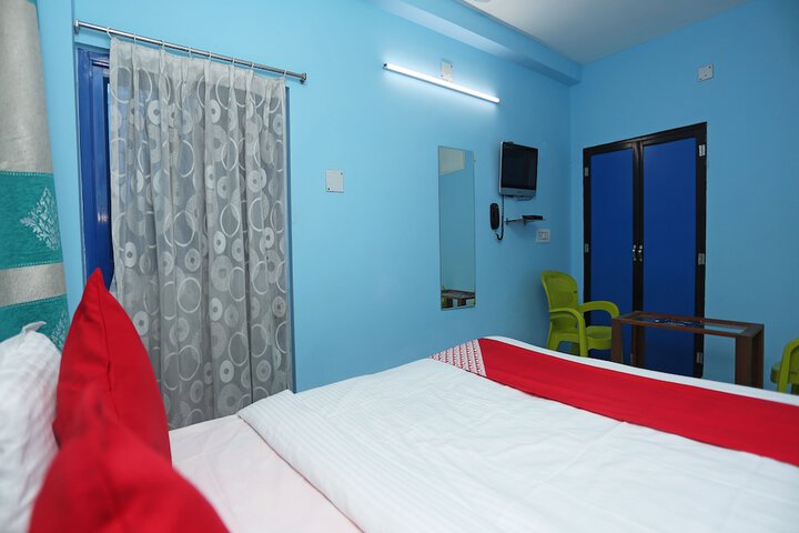 Room 6 of 24