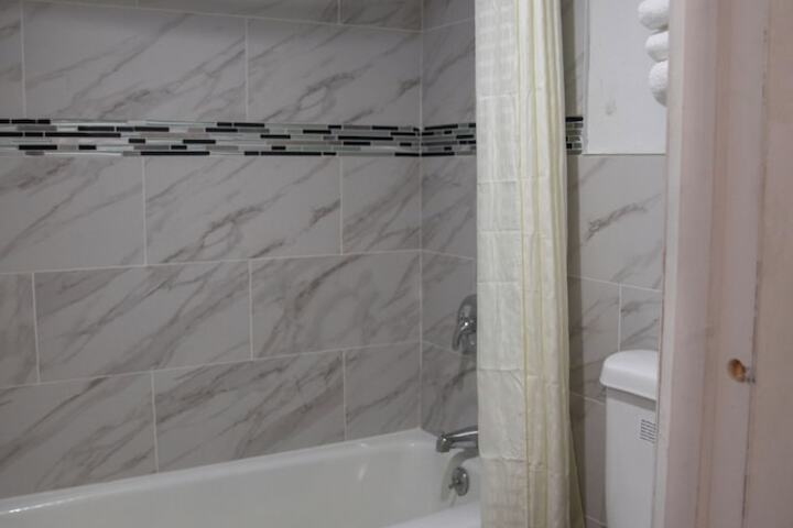 1 King Bed (1 of 8)