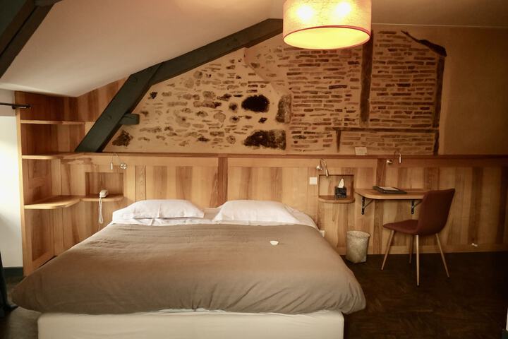 Room 7 of 43