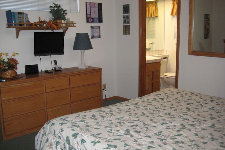 Room 14 of 104